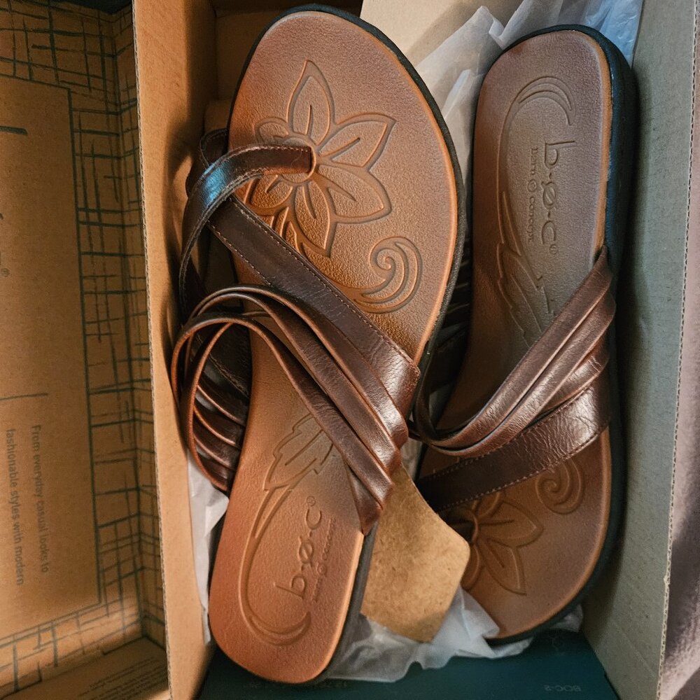 B.O.C. Alisha Sandals, size 9, brown